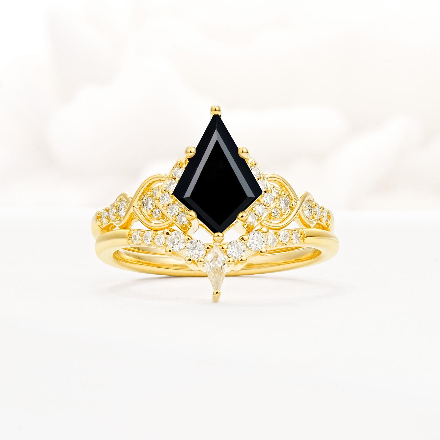 Vintage Kite Cut Black Onyx Engagement Ring Set with Chevron Band - Yellow-Gold