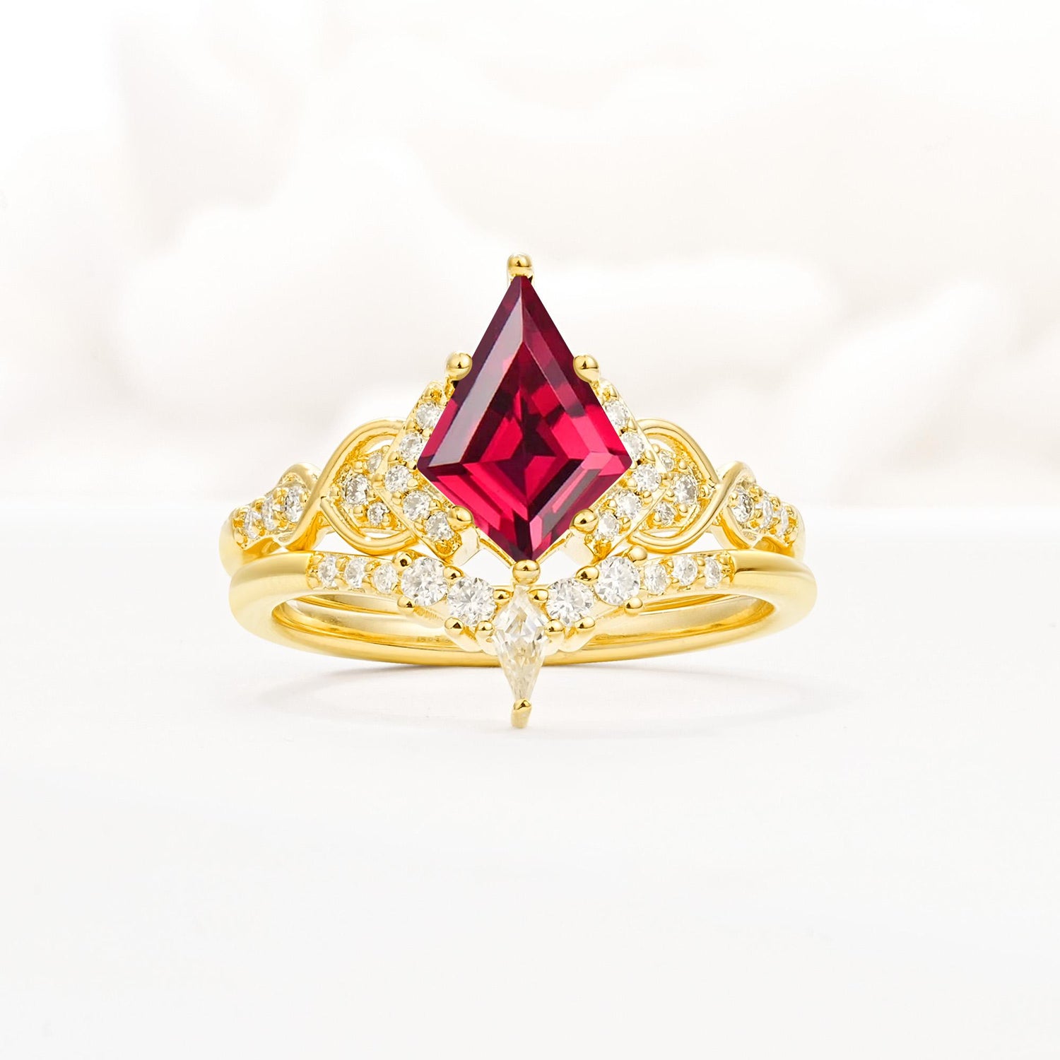 Vintage Kite Cut Ruby Engagement Ring Set with Chevron Band - Yellow-Gold