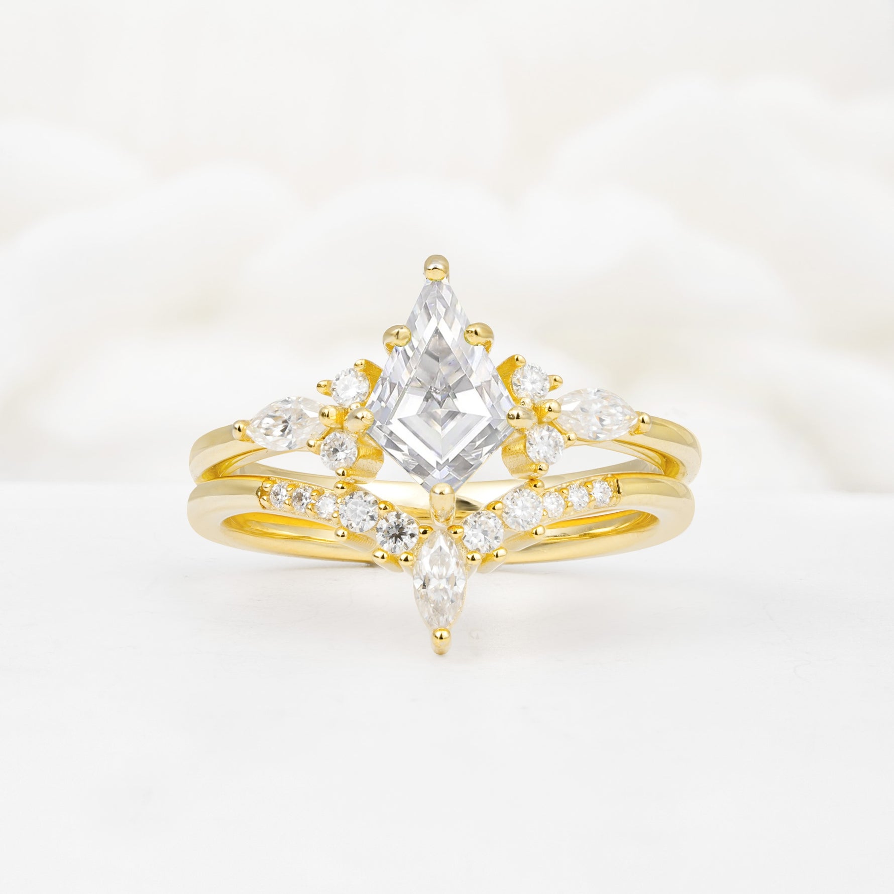 Vintage Kite Cut Split Shank Crown Moissanite Bridal Ring Set - Yellow-Gold
