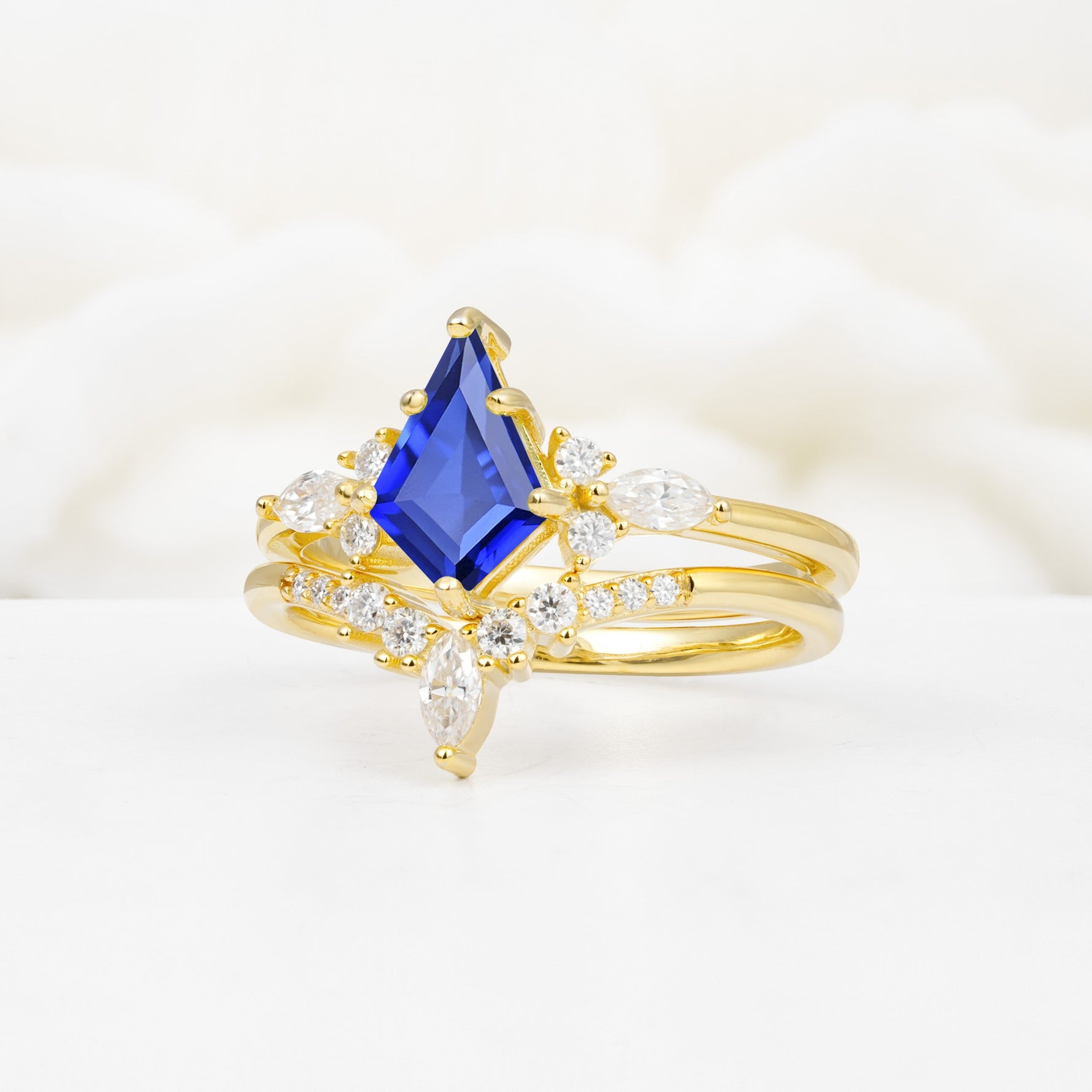 Vintage Kite Cut Split Shank Crown Sapphire Bridal Ring Set - Rose-Gold