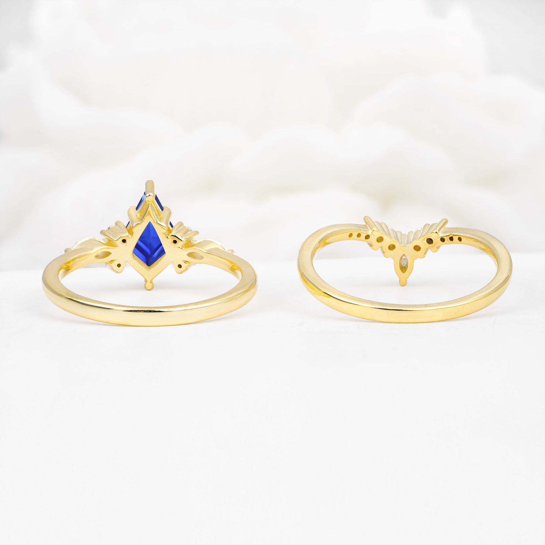 Vintage Kite Cut Split Shank Crown Sapphire Bridal Ring Set - Additional view