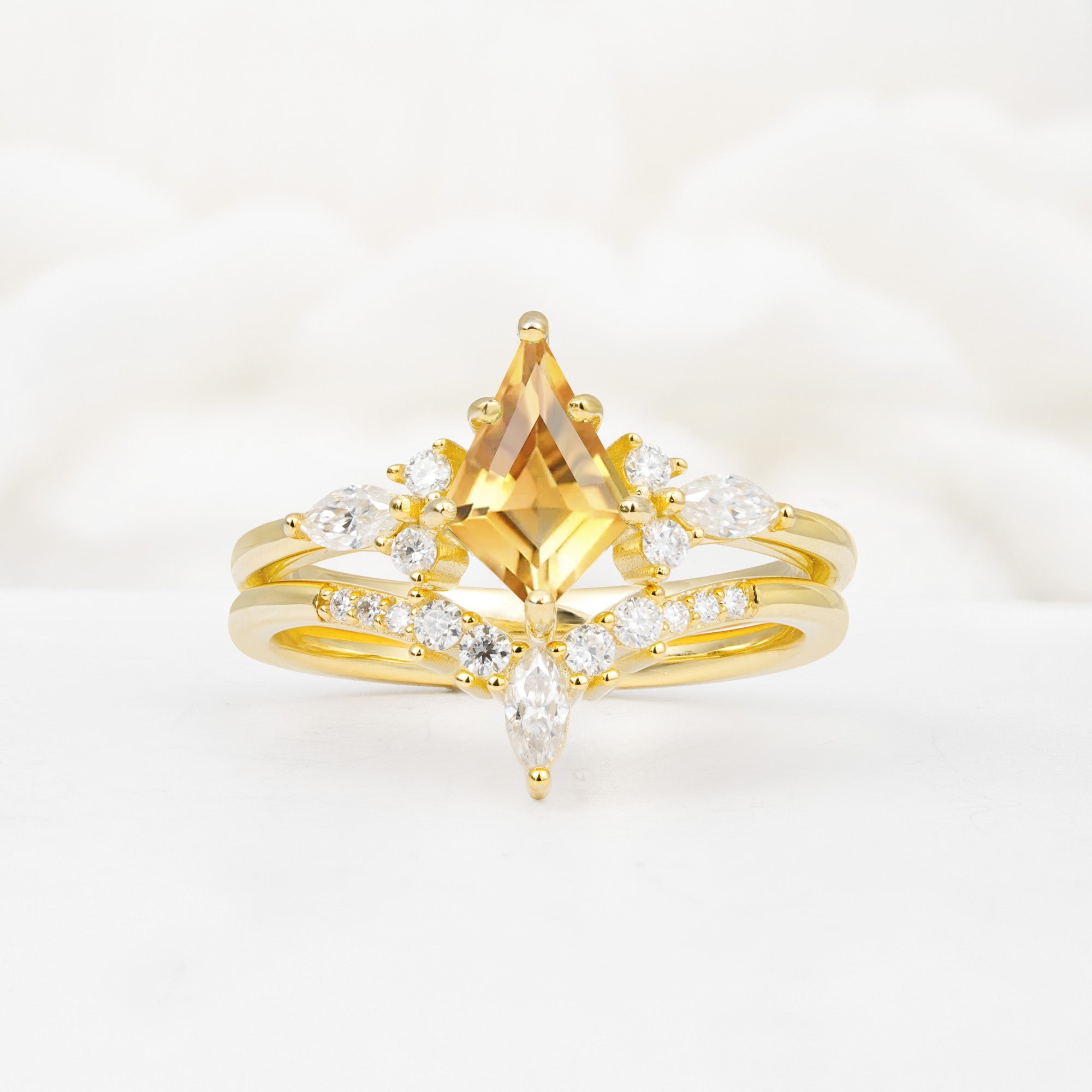 Vintage Kite Cut Split Shank Crown Citrine Bridal Ring Set - Yellow-Gold