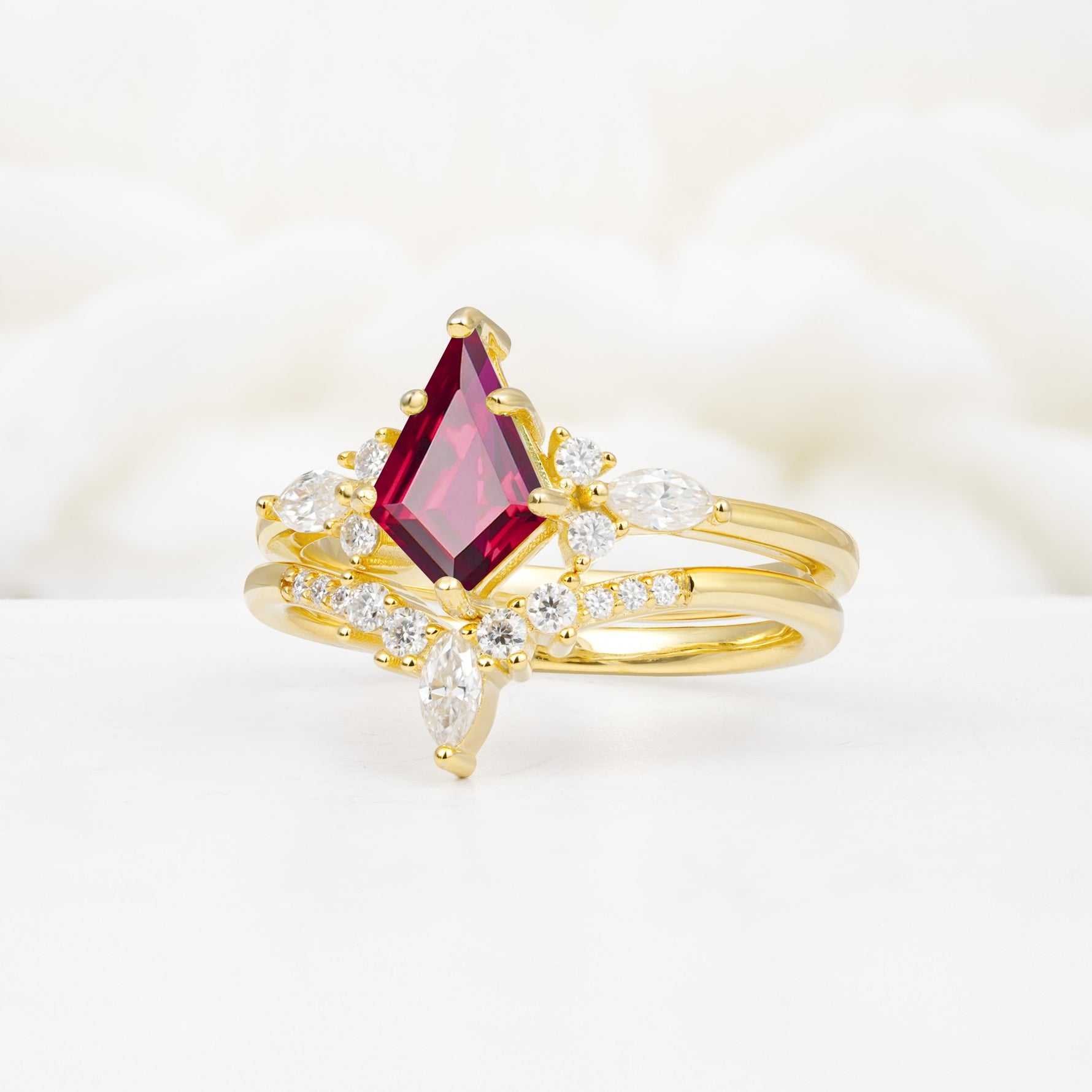 Vintage Kite Cut Split Shank Crown Ruby Bridal Ring Set - Rose-Gold