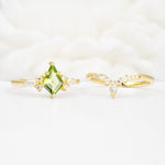 Vintage Kite Cut Split Shank Crown Peridot Bridal Ring Set - White-Gold