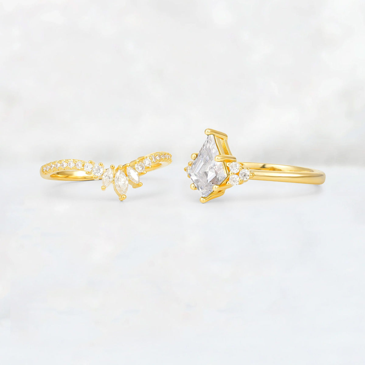 Kite Cut Moissanite Marquise Cluster Bridal Ring Set - Additional view
