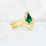 Kite Cut Emerald Marquise Cluster Bridal Ring Set - Rose-Gold