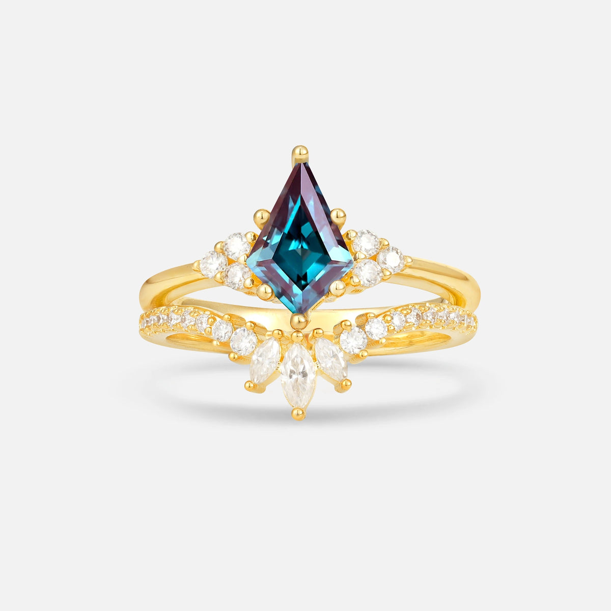 Kite Cut Alexandrite Marquise Cluster Bridal Ring Set - Yellow-Gold