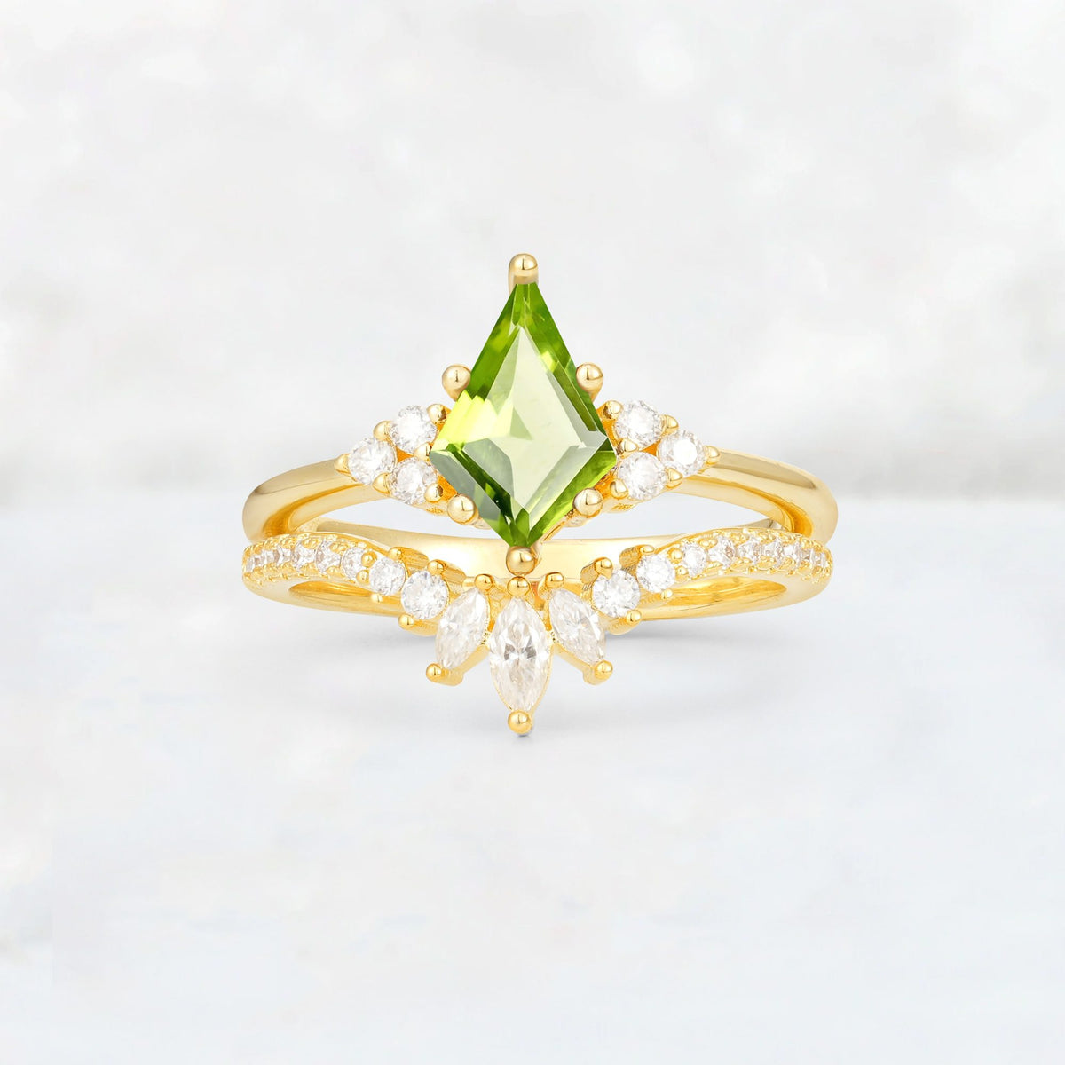 Kite Cut Peridot Marquise Cluster Bridal Ring Set - Yellow-Gold