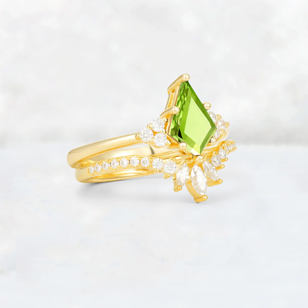 Kite Cut Peridot Marquise Cluster Bridal Ring Set - Rose-Gold
