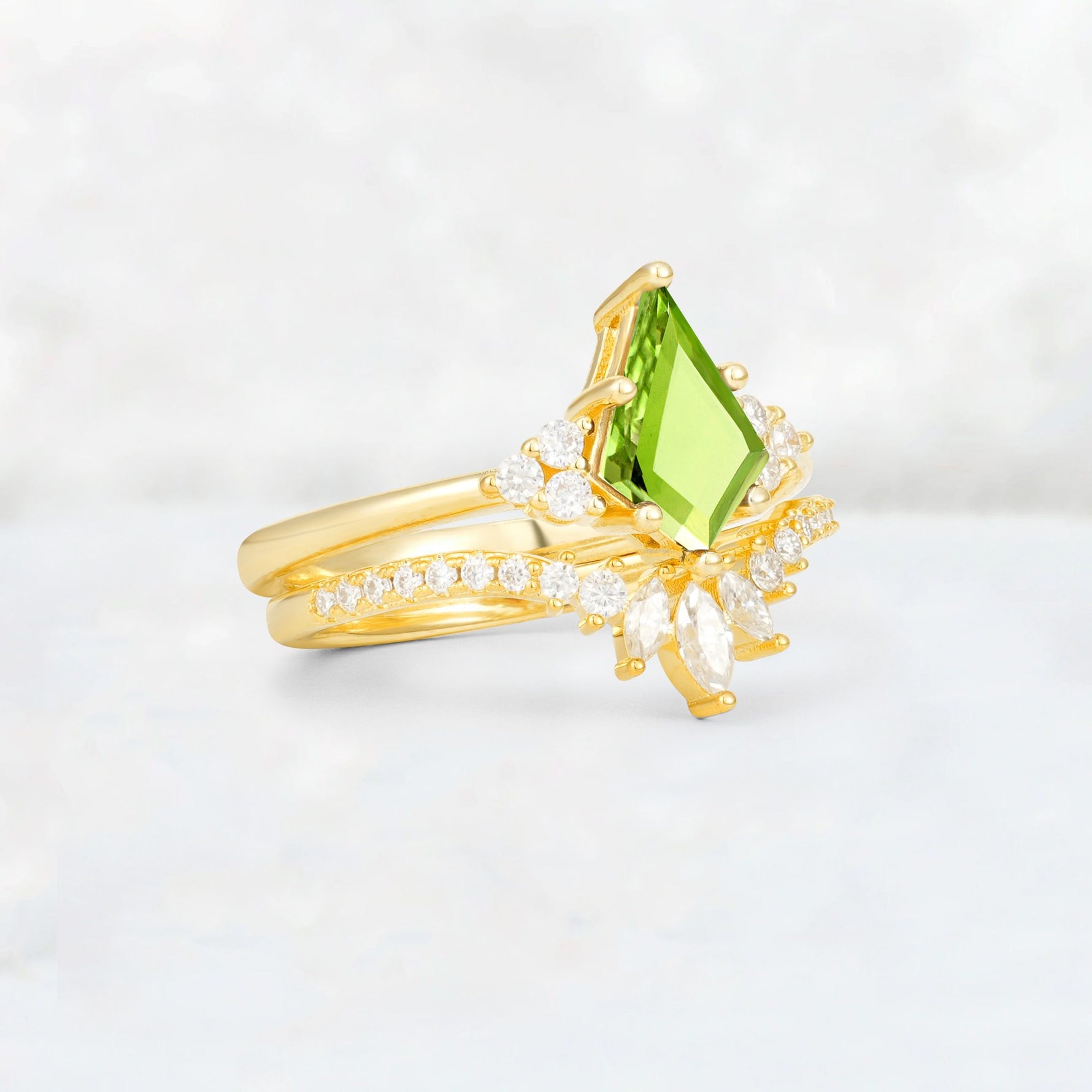 Kite Cut Peridot Marquise Cluster Bridal Ring Set - Rose-Gold