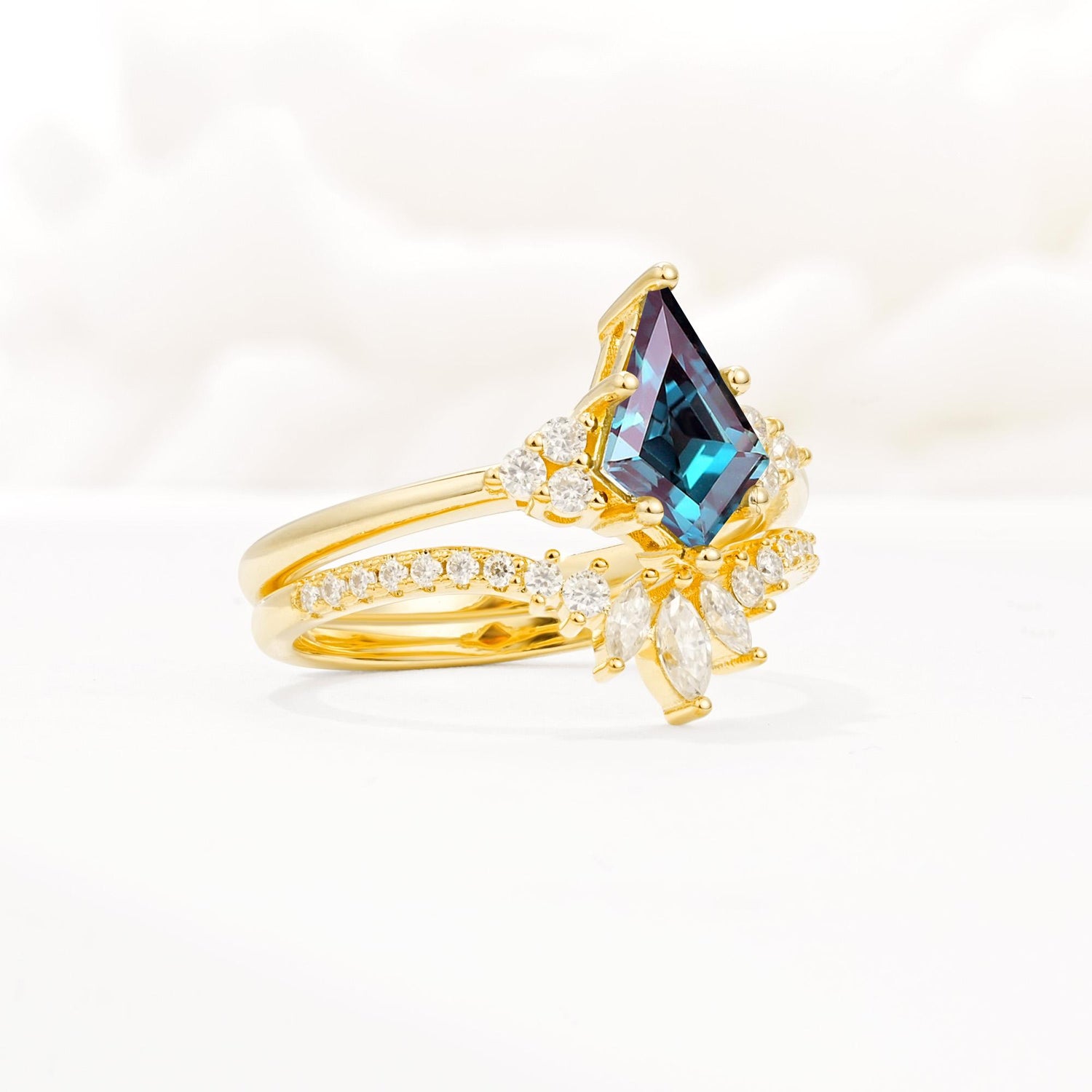Kite Cut Alexandrite Engagement Ring Set with Sunburst Curved Band - Rose-Gold