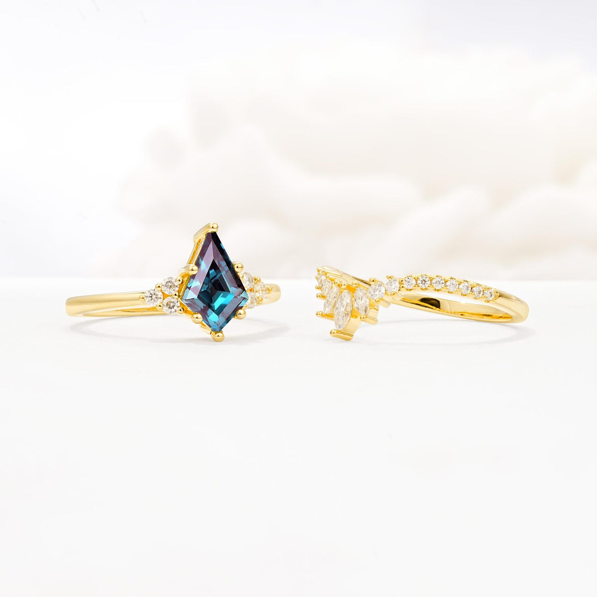 Kite Cut Alexandrite Engagement Ring Set with Sunburst Curved Band - Additional view
