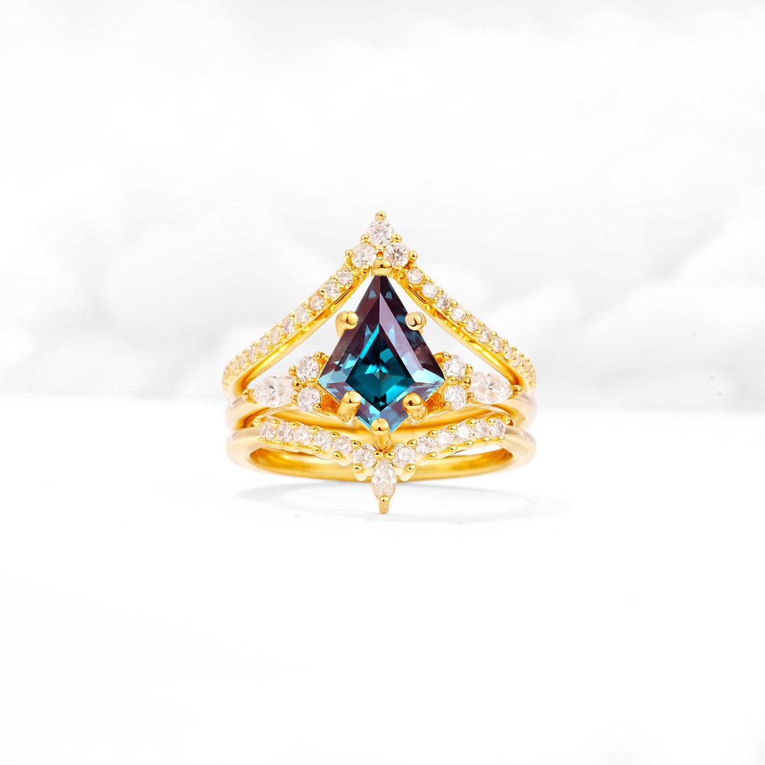 Kite Cut Alexandrite Engagement Ring Set with Double Chevron Enhancers - Yellow-Gold
