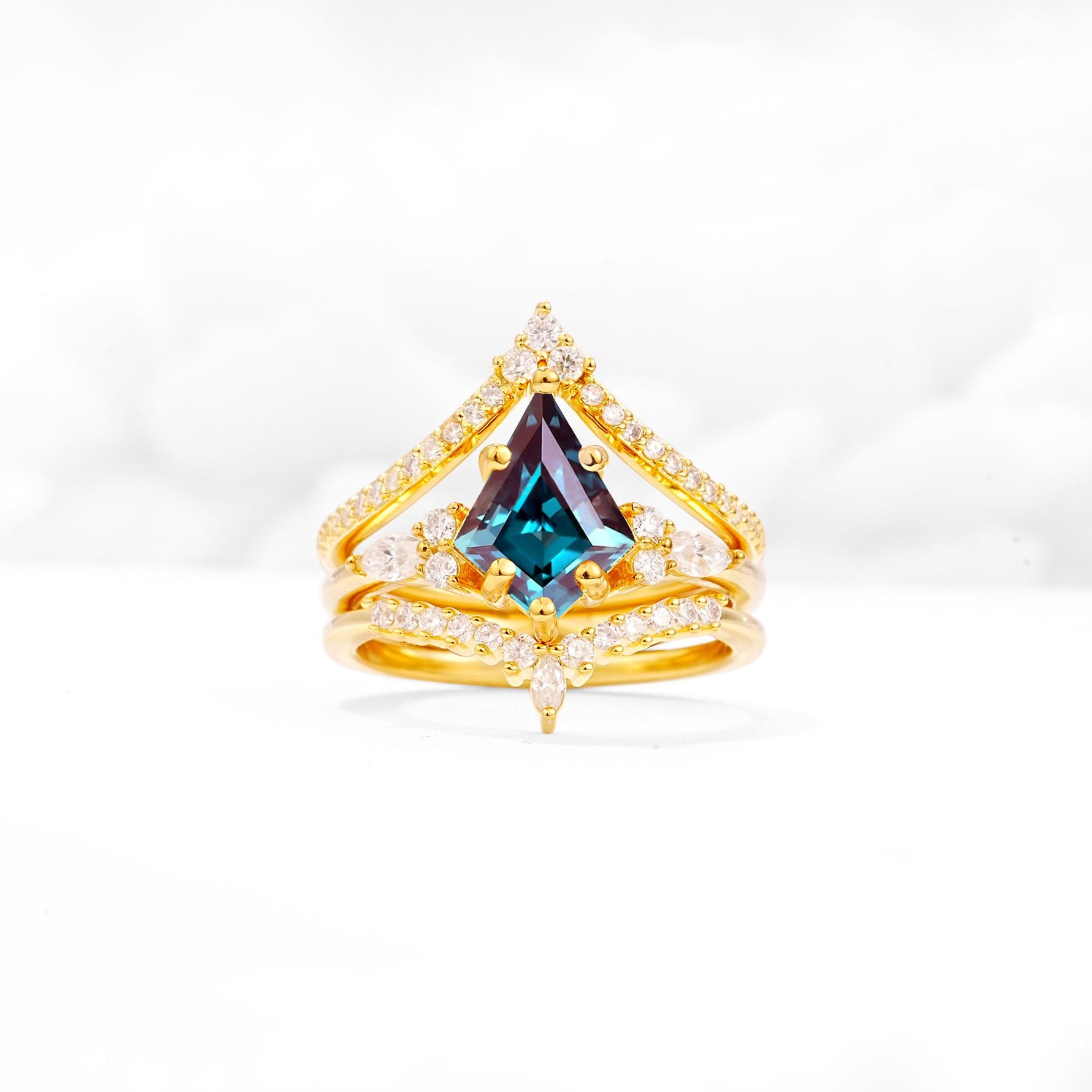 Kite Cut Alexandrite Engagement Ring Set with Double Chevron Enhancers - Yellow-Gold