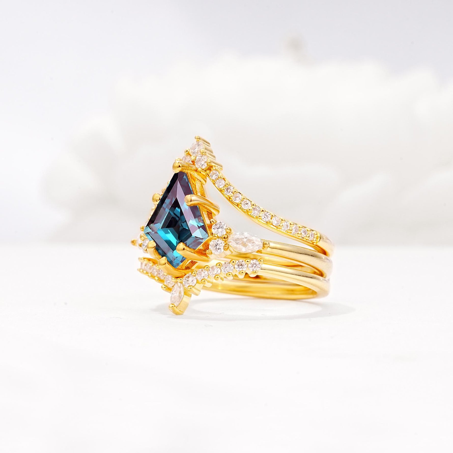 Kite Cut Alexandrite Engagement Ring Set with Double Chevron Enhancers - Rose-Gold