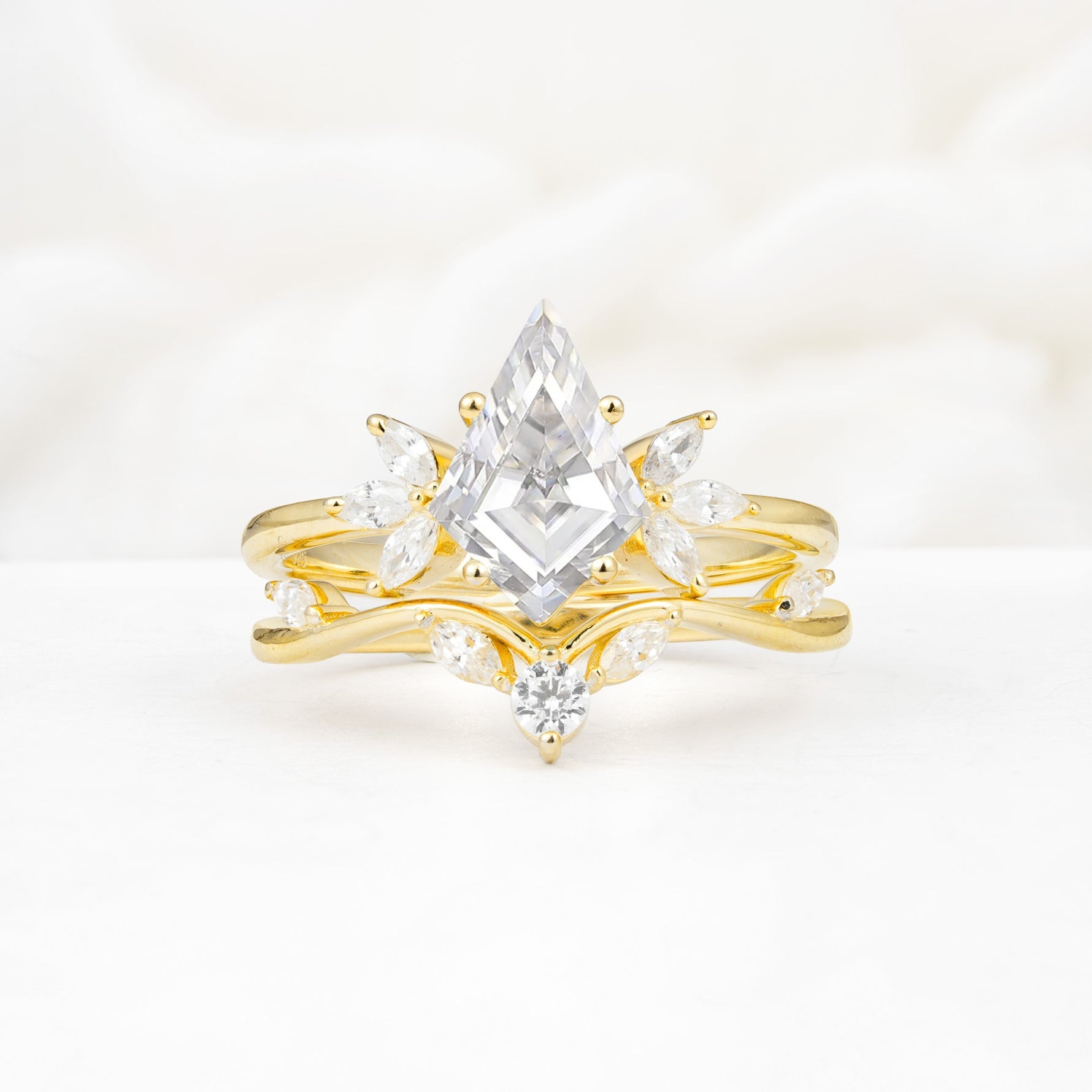Vintage Floral Split Shank Kite Cut Moissanite Bridal Ring Set - Yellow-Gold