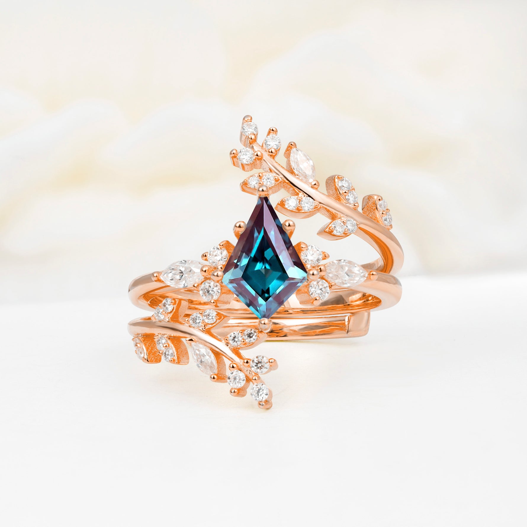 SR17091 Alexandrite Ring - Additional view