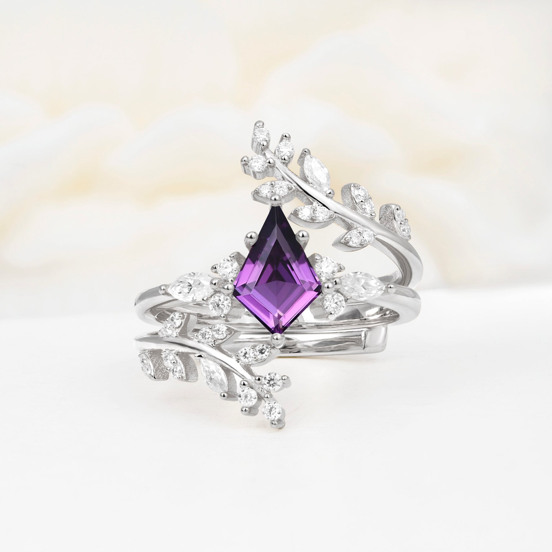 SR17091 Amethyst Ring - Additional view
