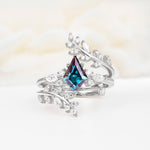 SR17091 Alexandrite Ring - Additional view