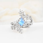 SR17091 Moonstone Ring - Additional view