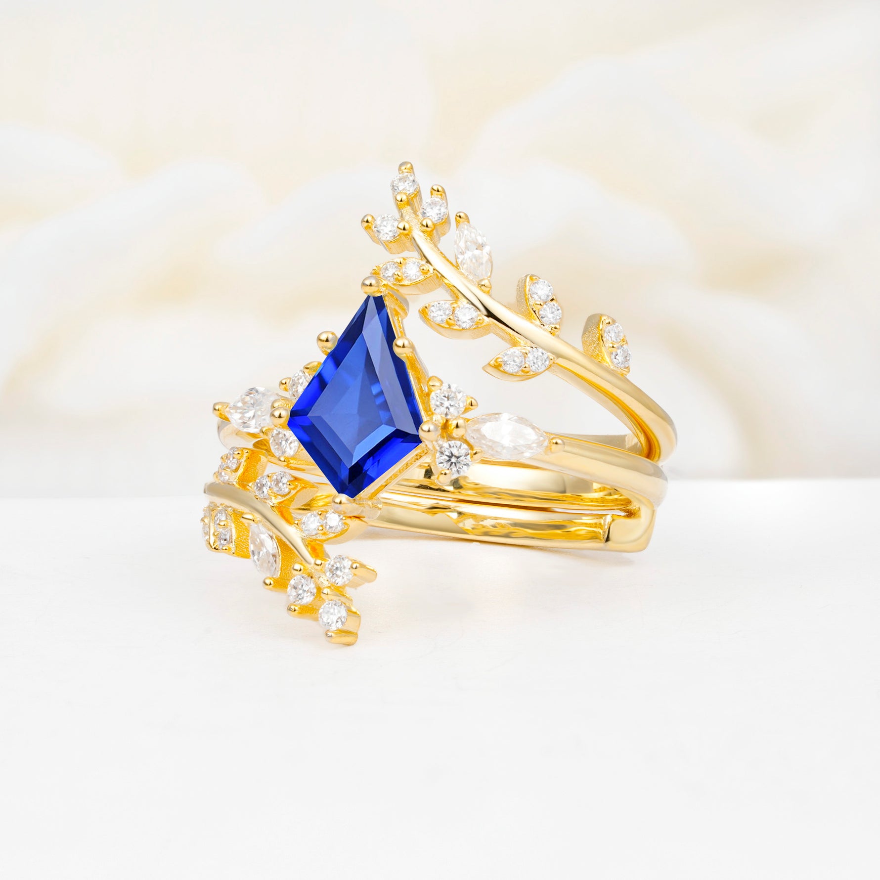 SR17091 Sapphire Ring - White-Gold