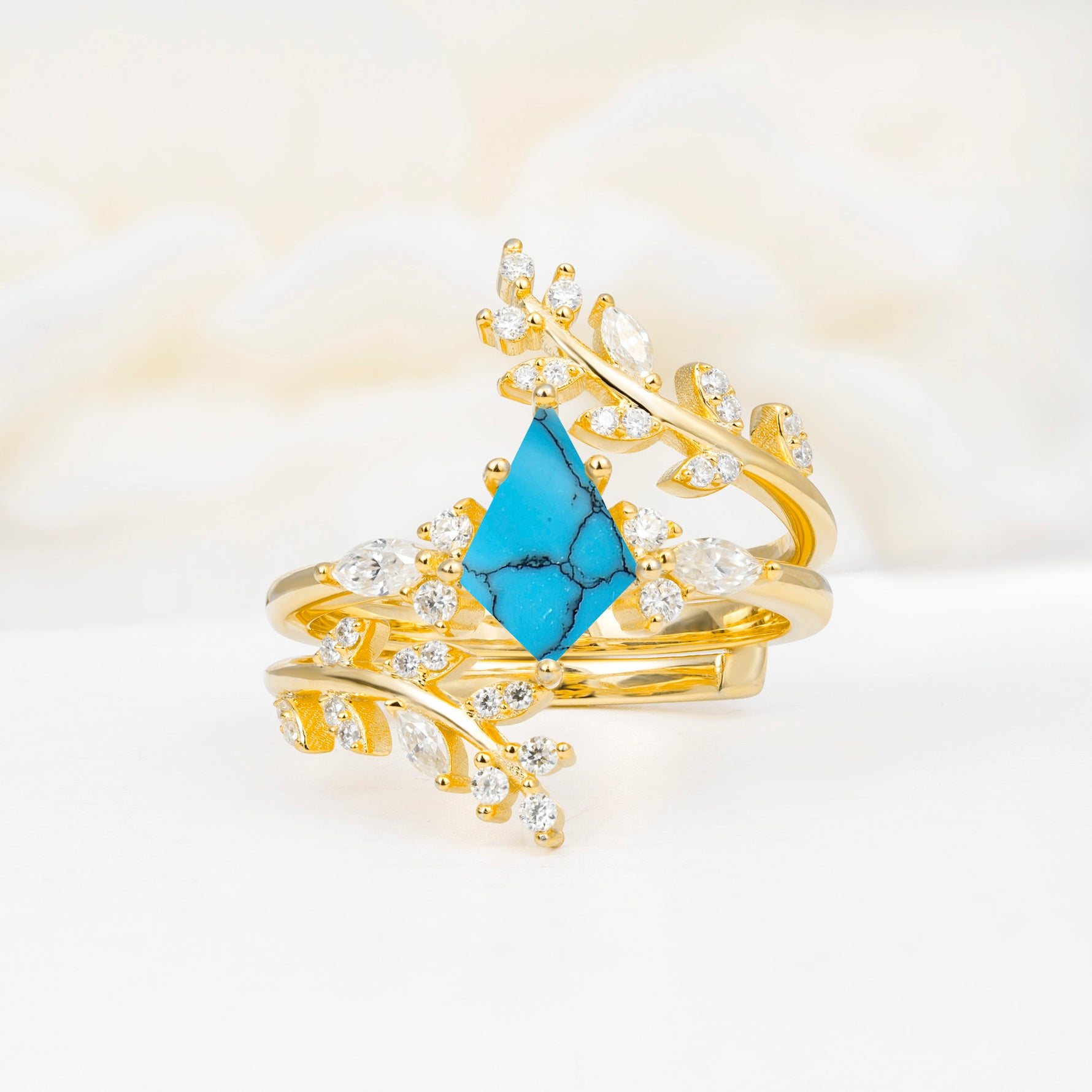 SR17091 Turquoise Ring - Yellow-Gold