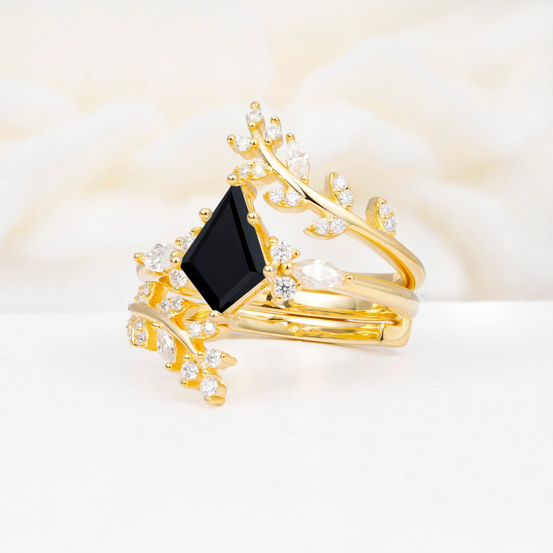 SR17091 Black Onyx Ring - White-Gold