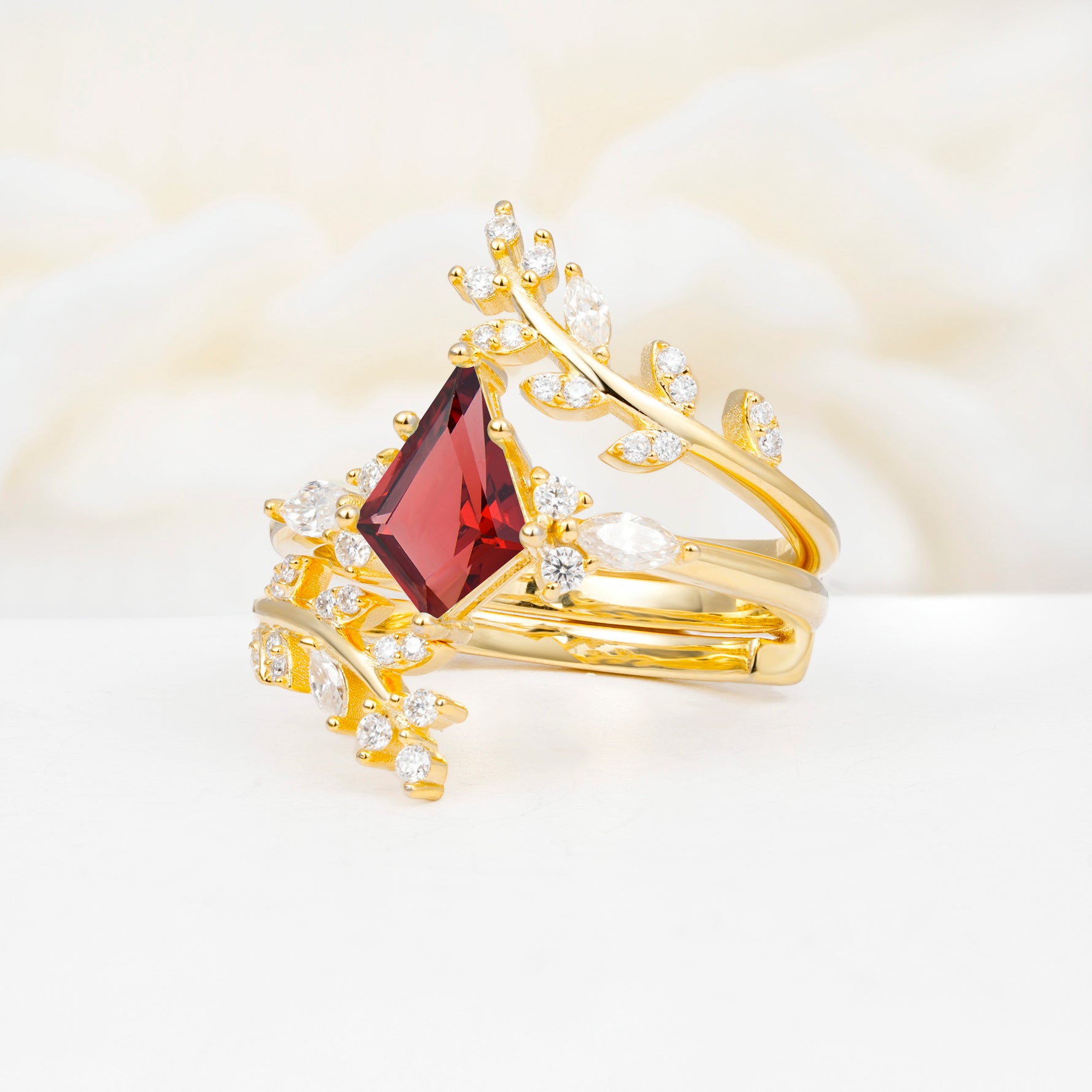 SR17091 Garnet Ring - White-Gold