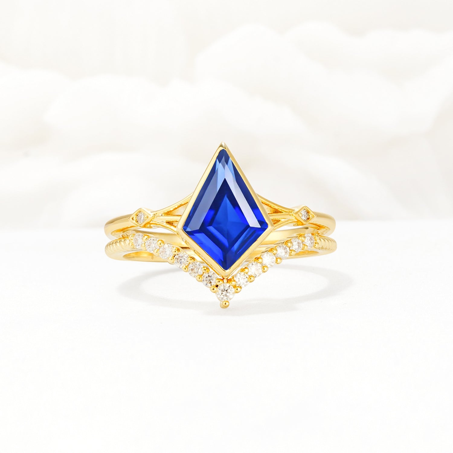 Kite Cut Sapphire Chevron Bridal Ring Set - Yellow-Gold