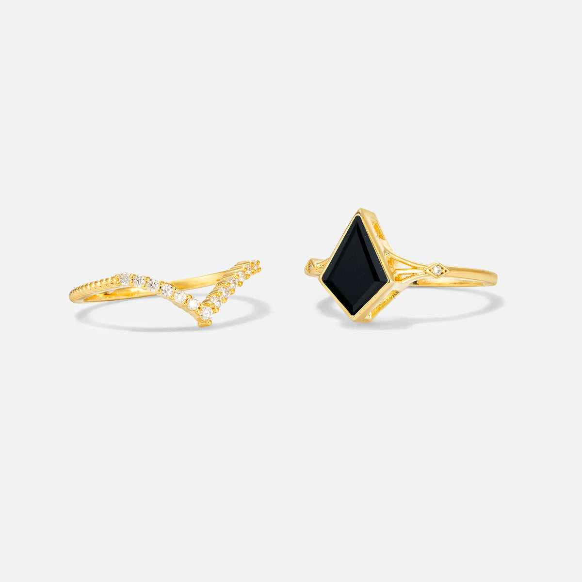 Kite Cut Black Onyx Chevron Bridal Ring Set - White-Gold