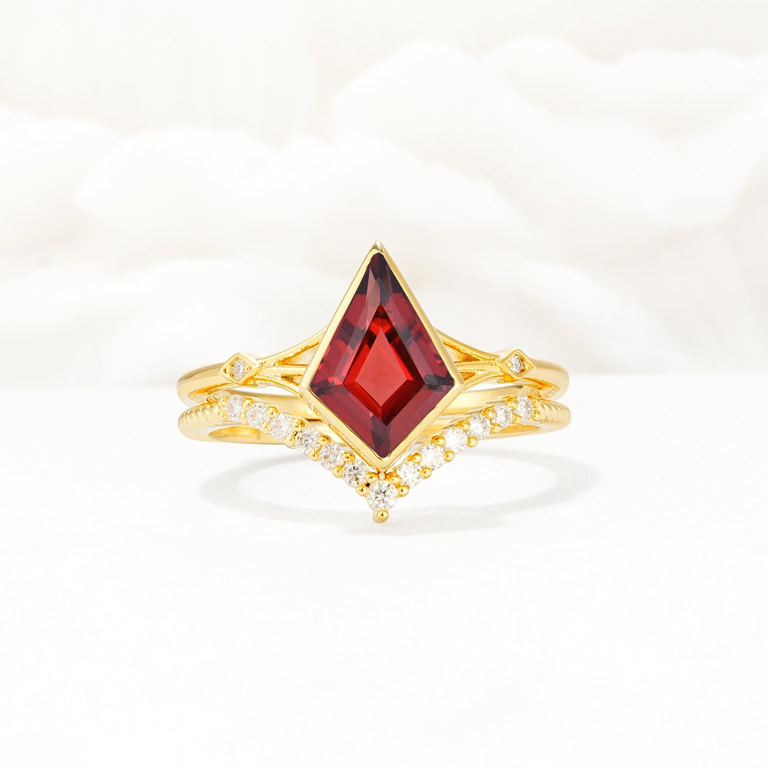 Kite Cut Garnet Chevron Bridal Ring Set - Yellow-Gold