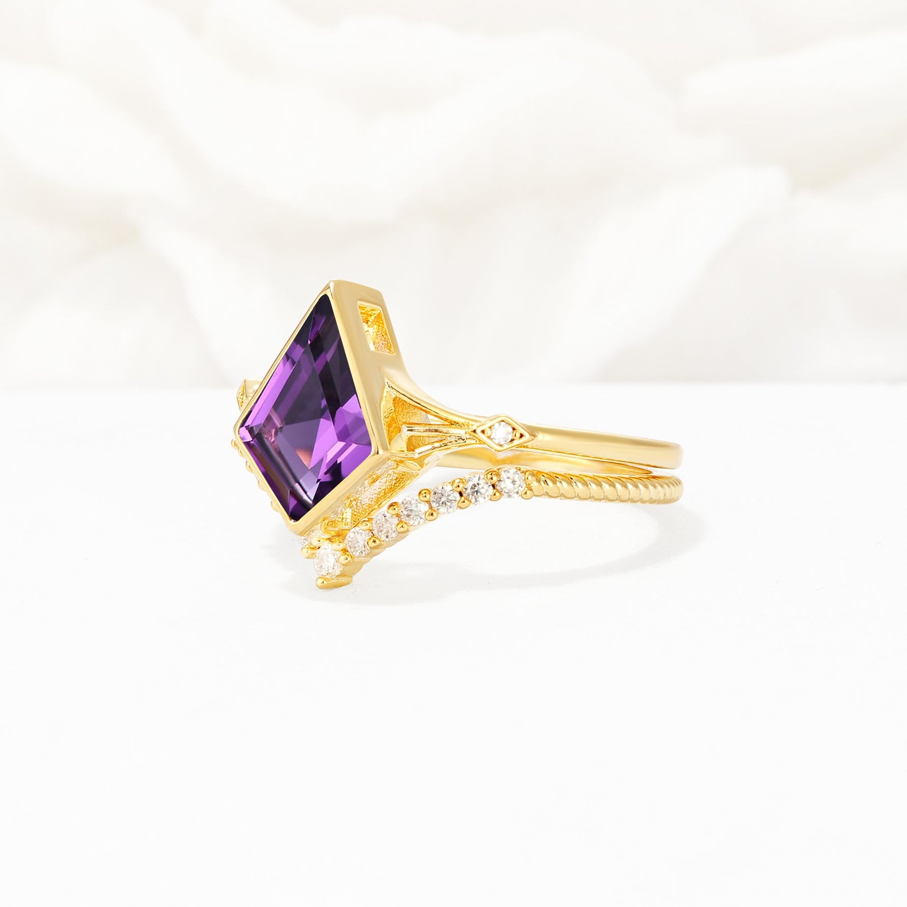Kite Cut Amethyst Chevron Bridal Ring Set - Rose-Gold