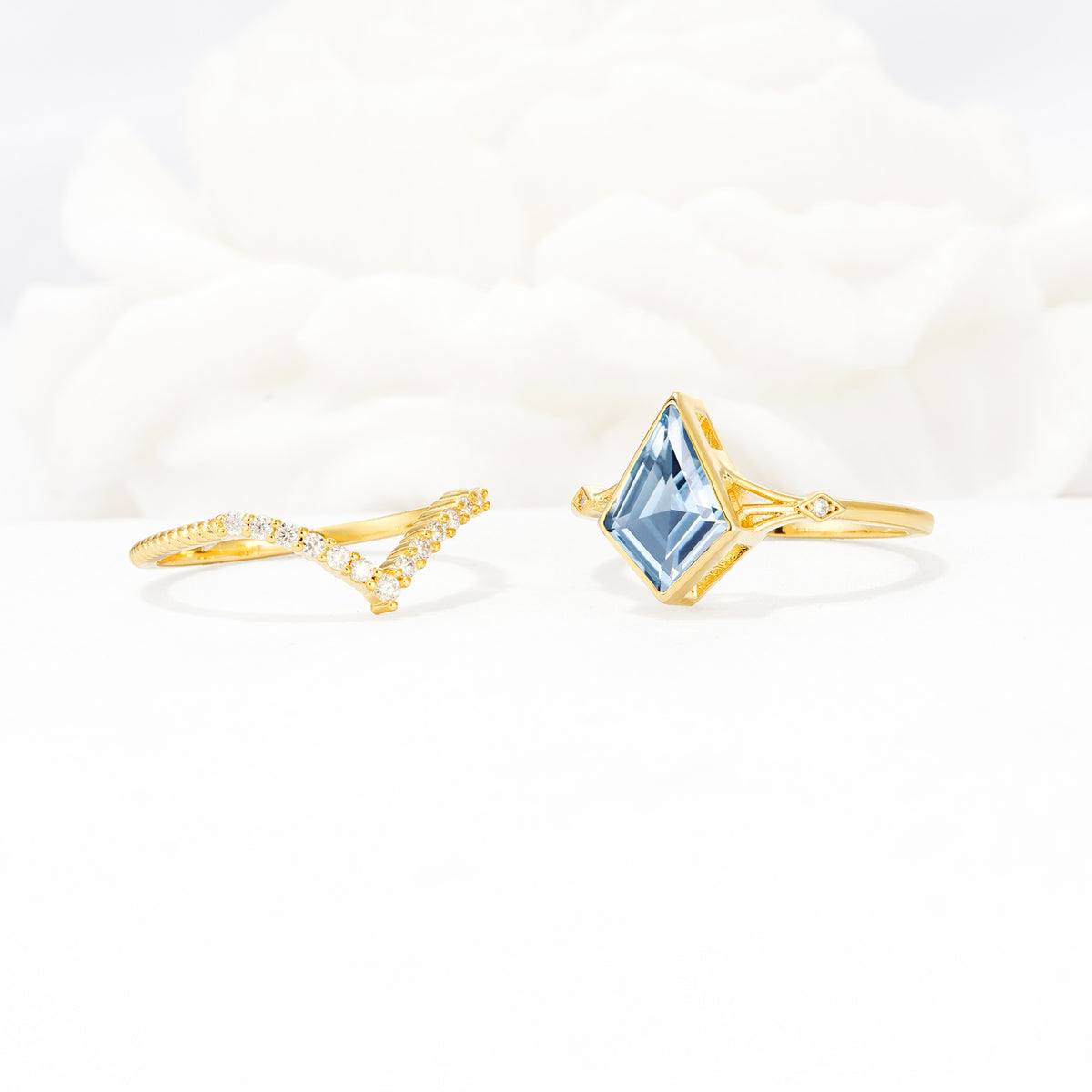 Kite Cut Aquamarine Chevron Bridal Ring Set - White-Gold