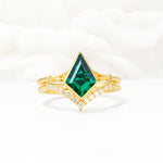 Kite Cut Emerald Chevron Bridal Ring Set - Yellow-Gold