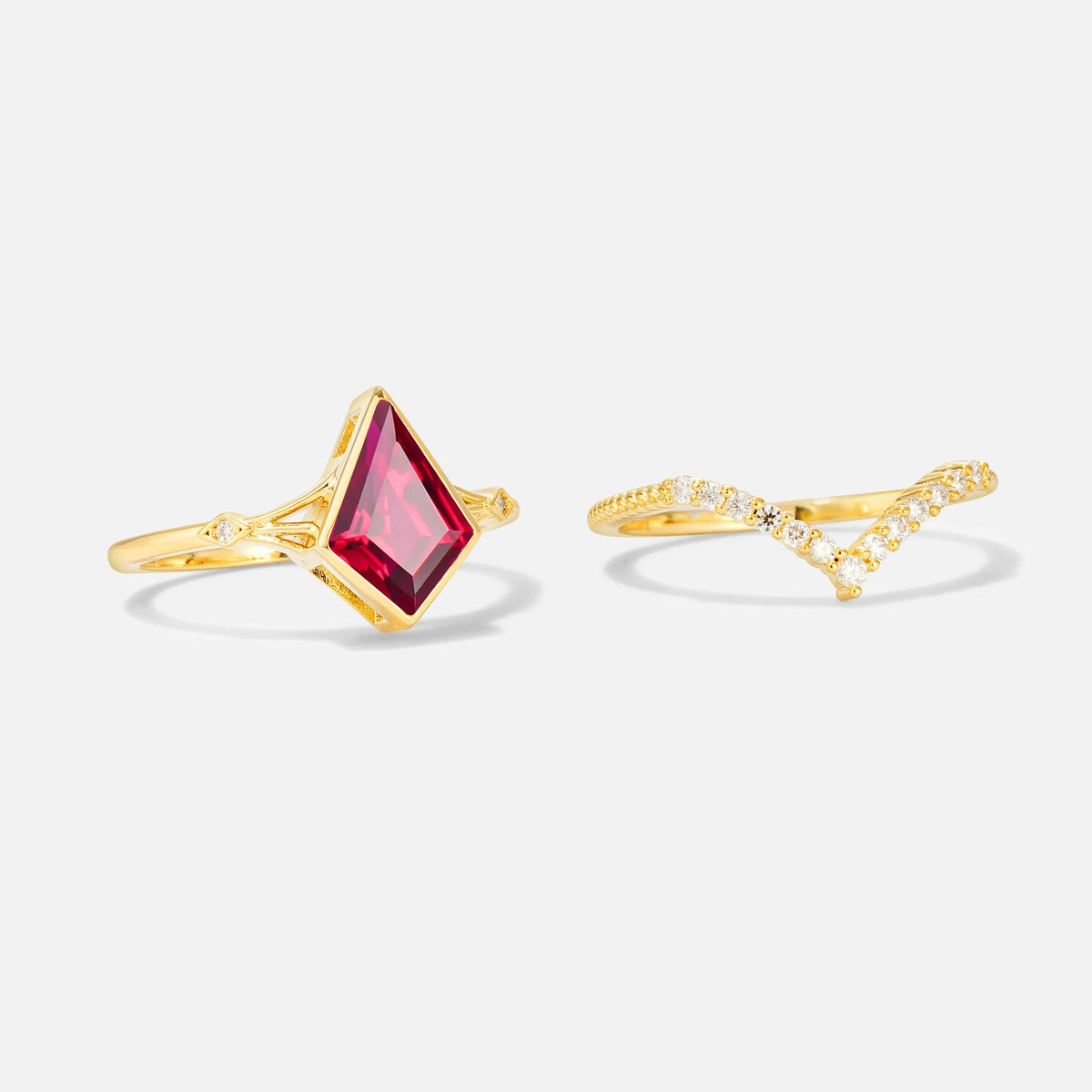 Kite Cut Ruby Chevron Bridal Ring Set - Additional view