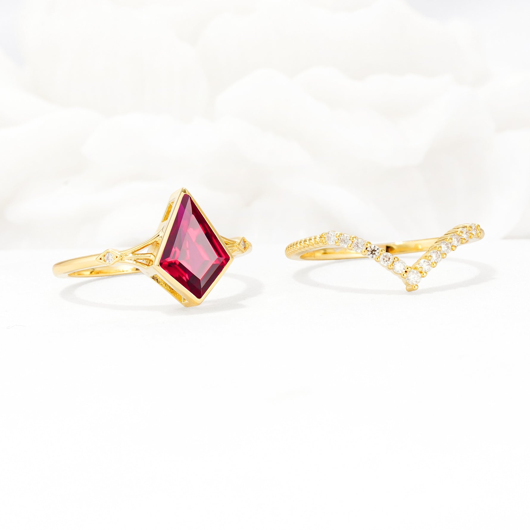 Kite Cut Ruby Chevron Bridal Ring Set - Additional view