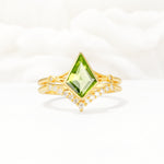 Kite Cut Peridot Chevron Bridal Ring Set - Yellow-Gold