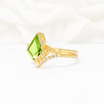 Kite Cut Peridot Chevron Bridal Ring Set - Rose-Gold