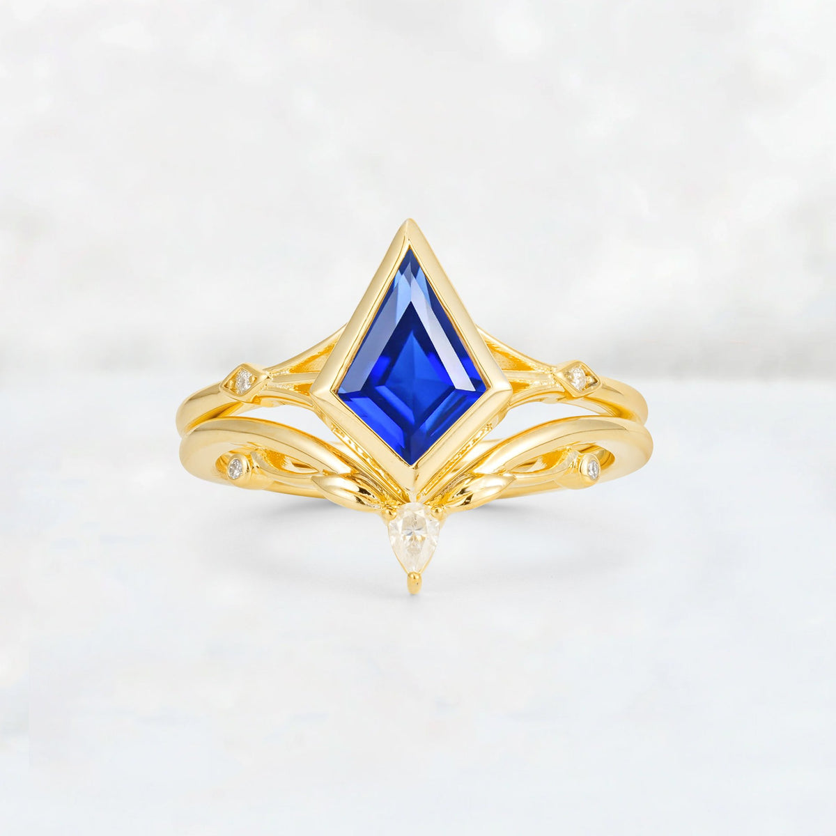 Kite Cut Sapphire Nature-Inspired Bridal Ring Set - Yellow-Gold