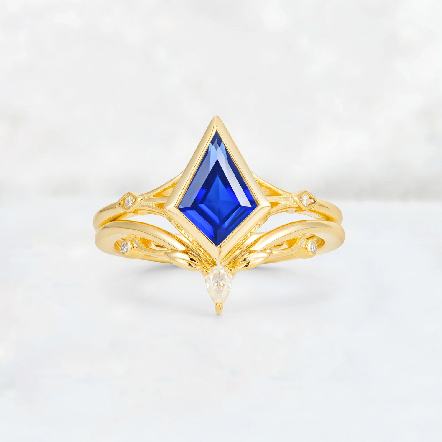 Kite Cut Sapphire Nature-Inspired Bridal Ring Set - Yellow-Gold
