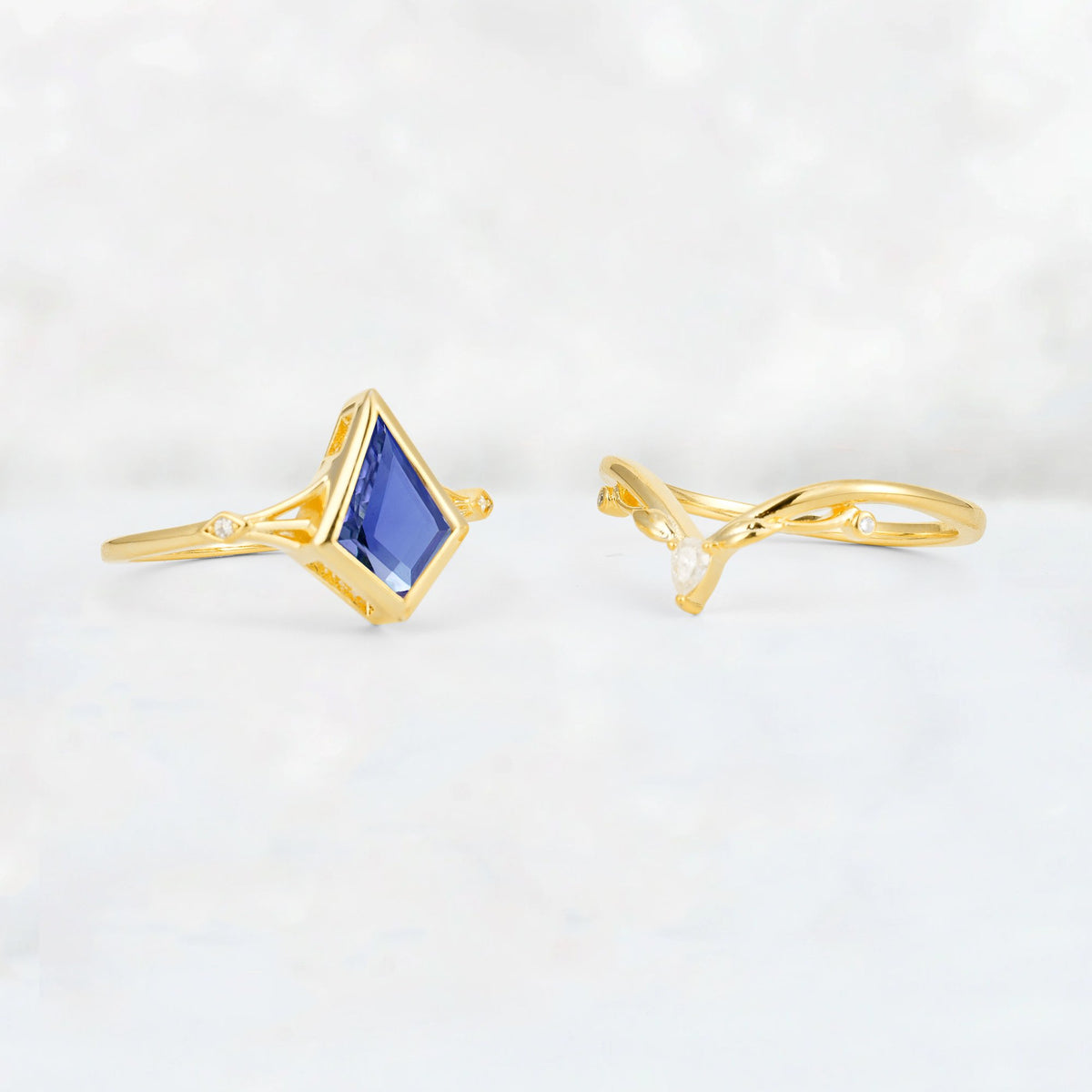 Kite Cut Tanzanite Nature-Inspired Bridal Ring Set - Additional view