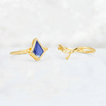 Kite Cut Tanzanite Nature-Inspired Bridal Ring Set - Additional view