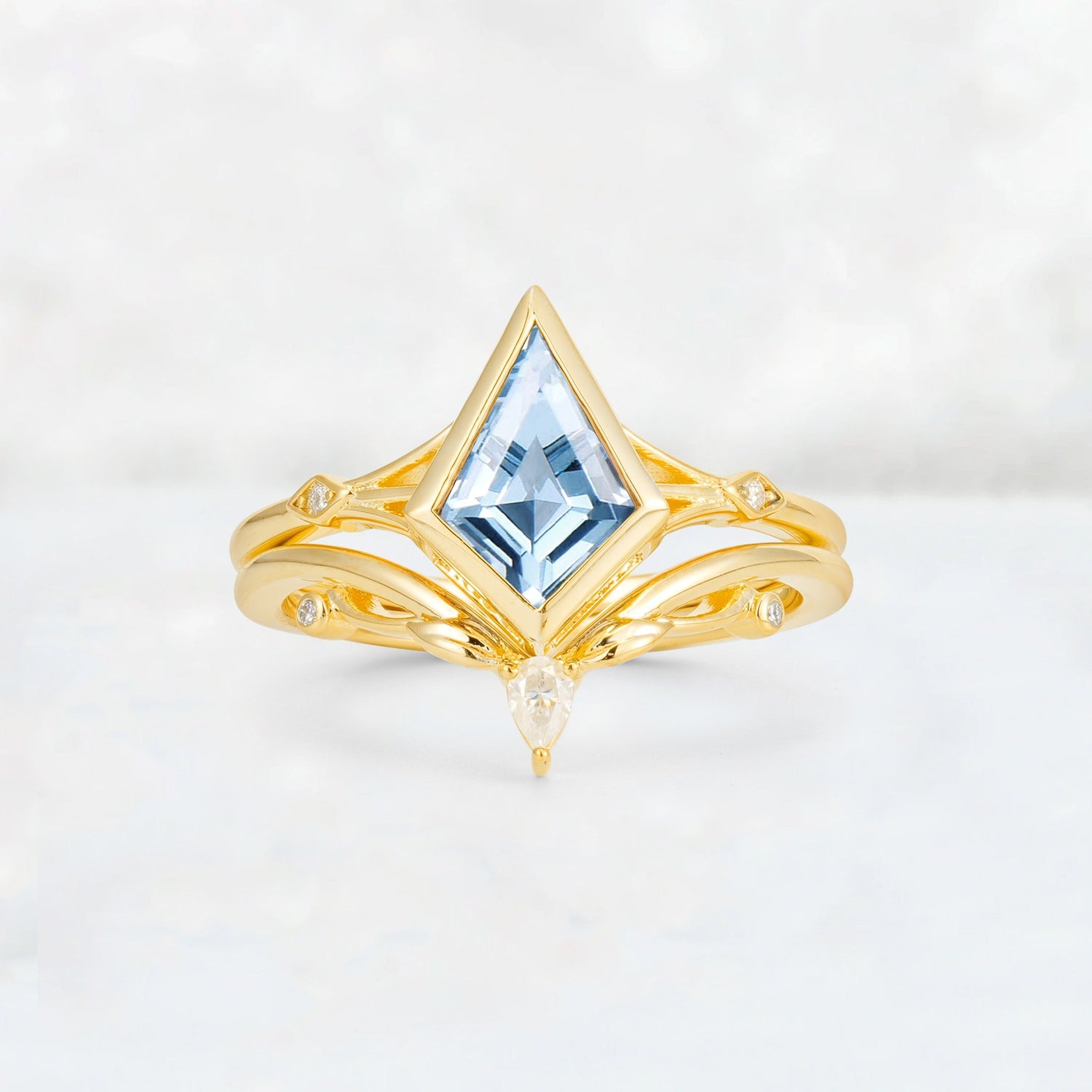 Kite Cut Aquamarine Nature-Inspired Bridal Ring Set - Yellow-Gold