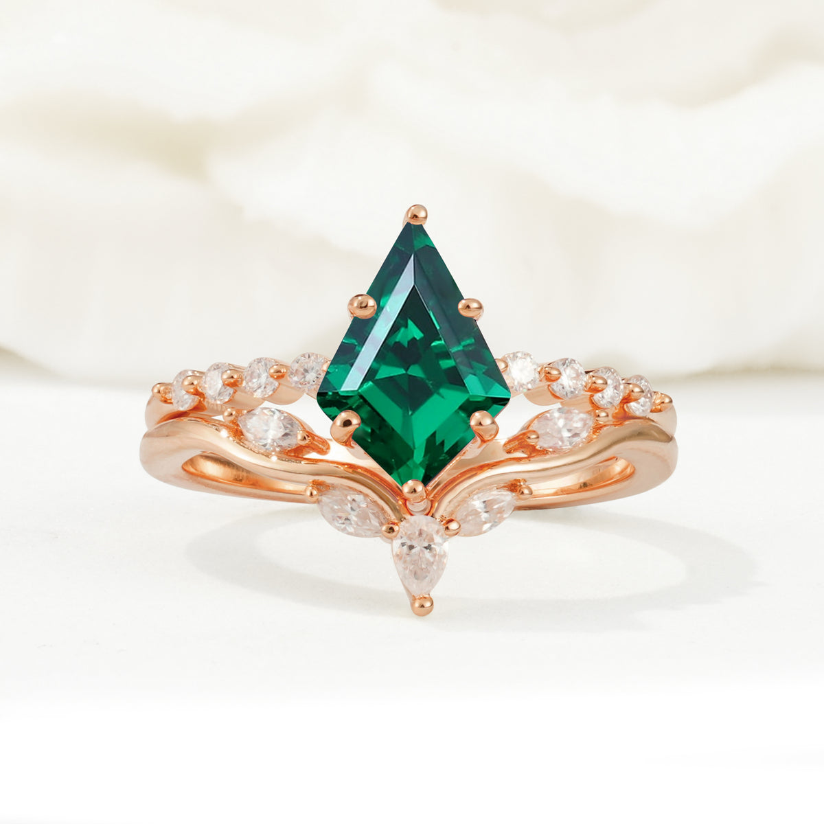SR17094 Emerald Ring - Additional view