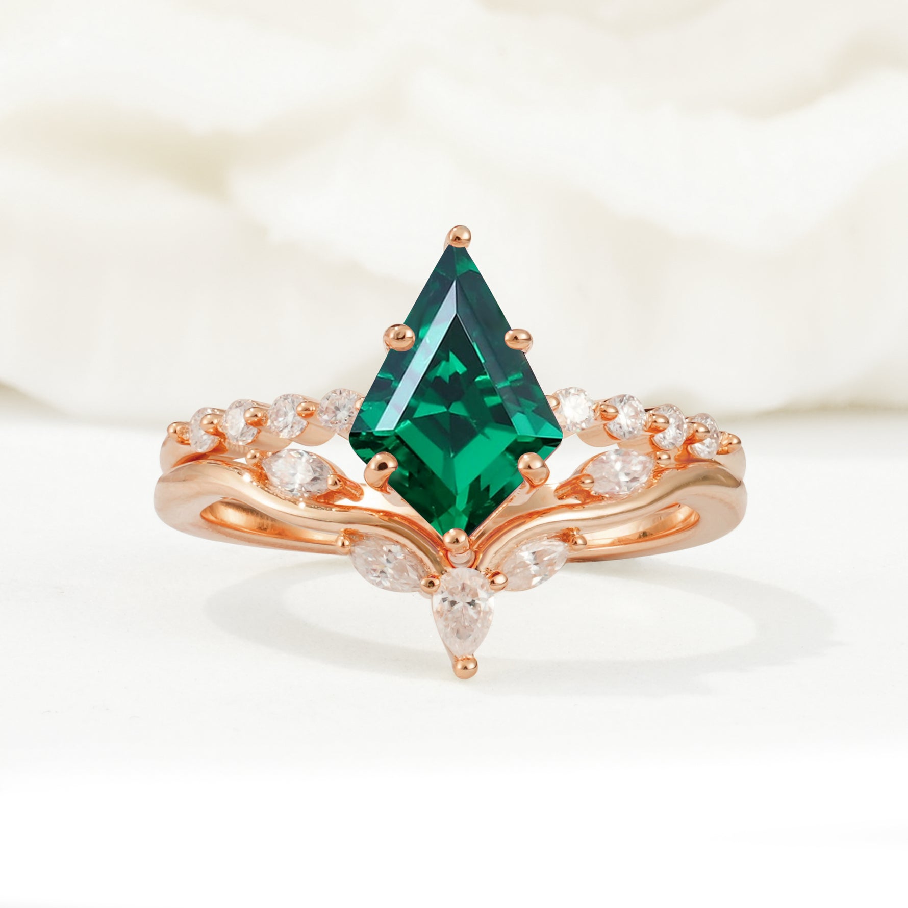 SR17094 Emerald Ring - Additional view