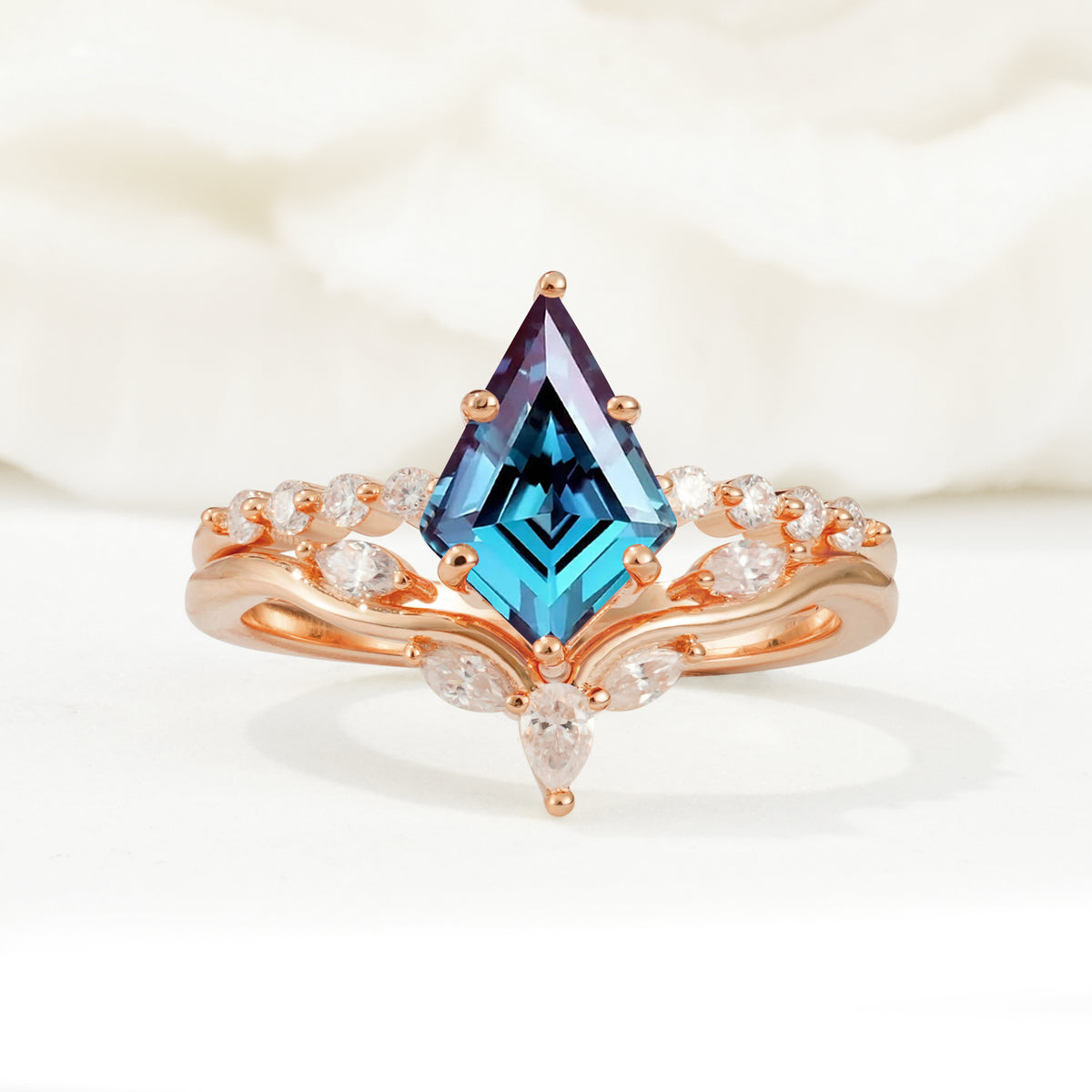SR17094 Alexandrite Ring - Additional view