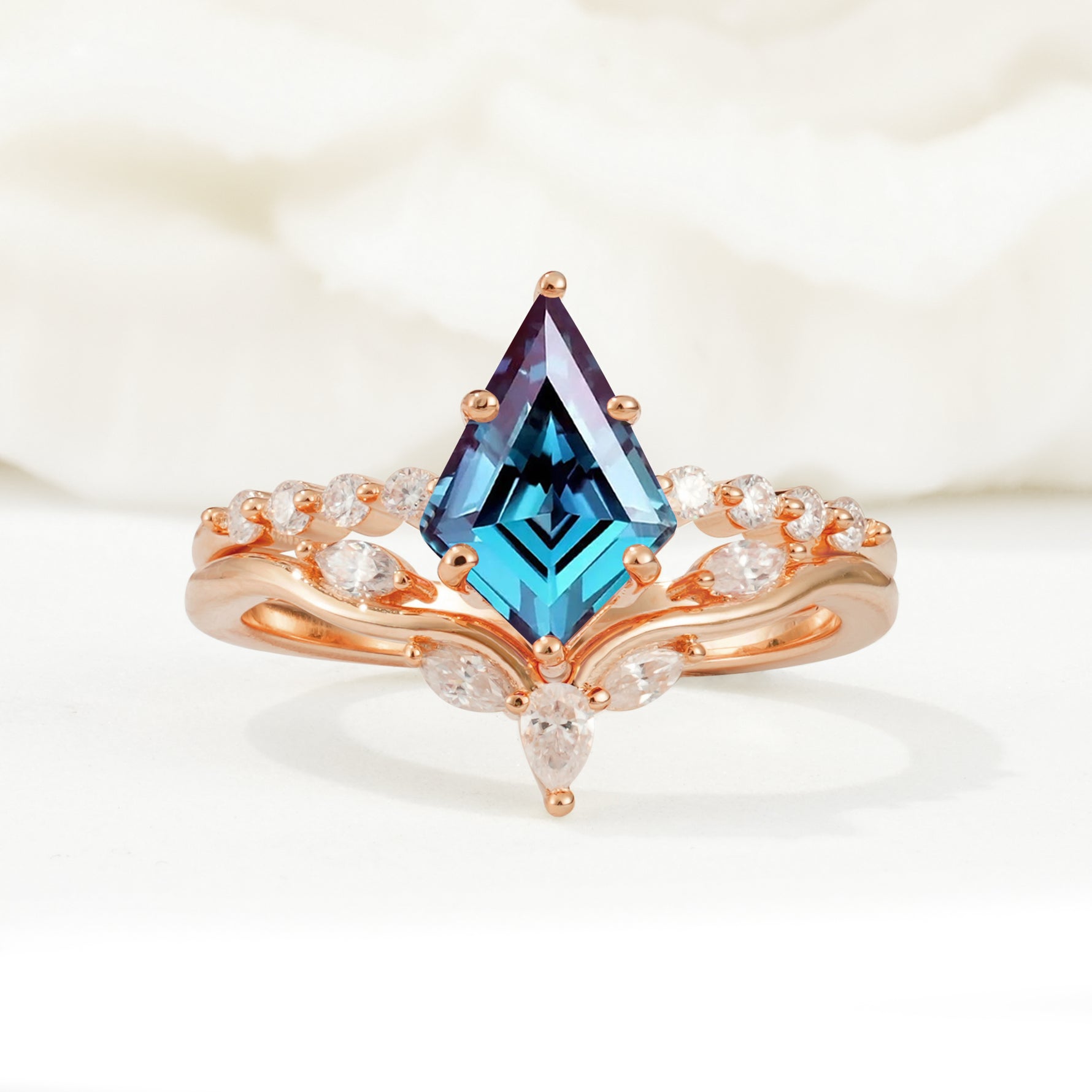 SR17094 Alexandrite Ring - Additional view