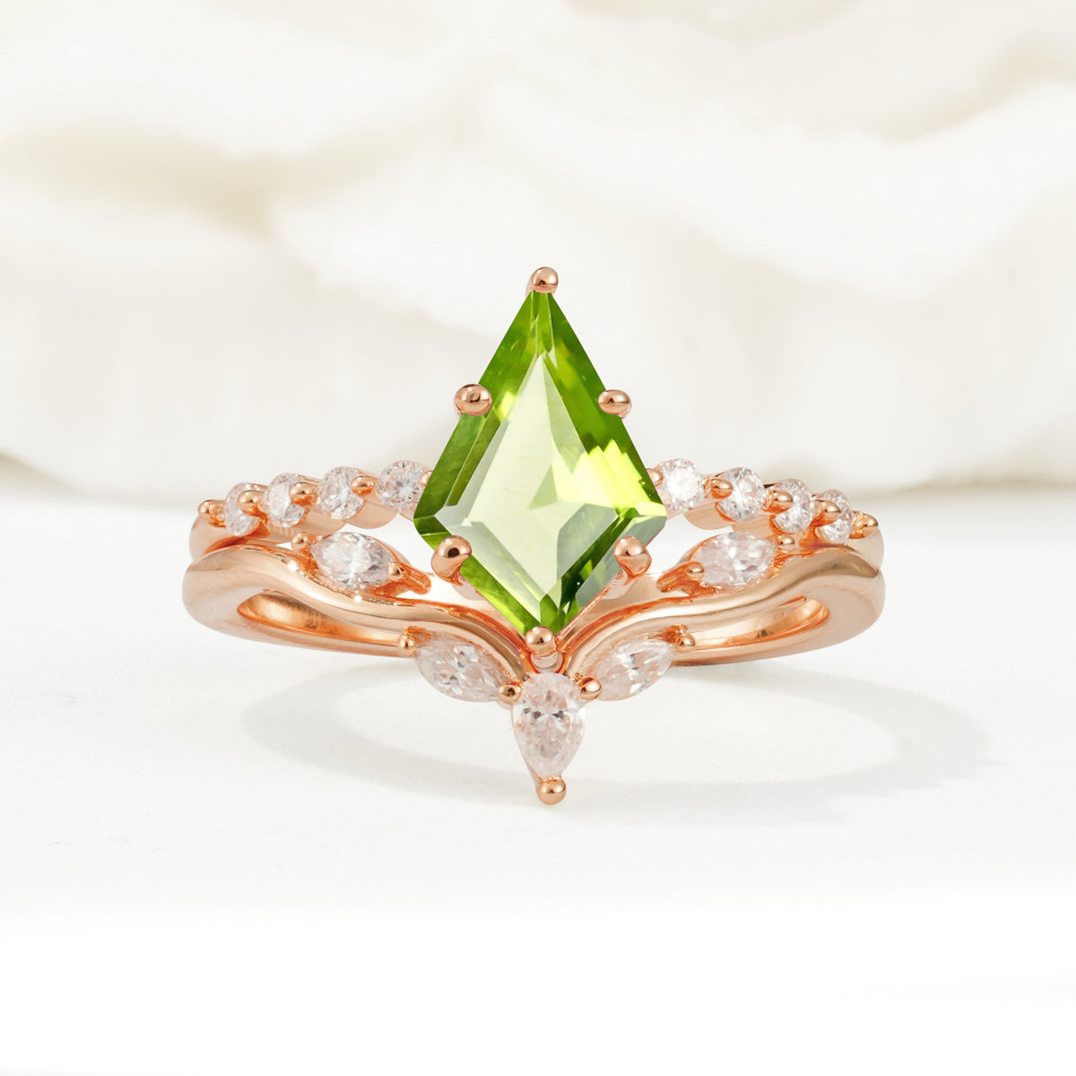 SR17094 Peridot Ring - Additional view