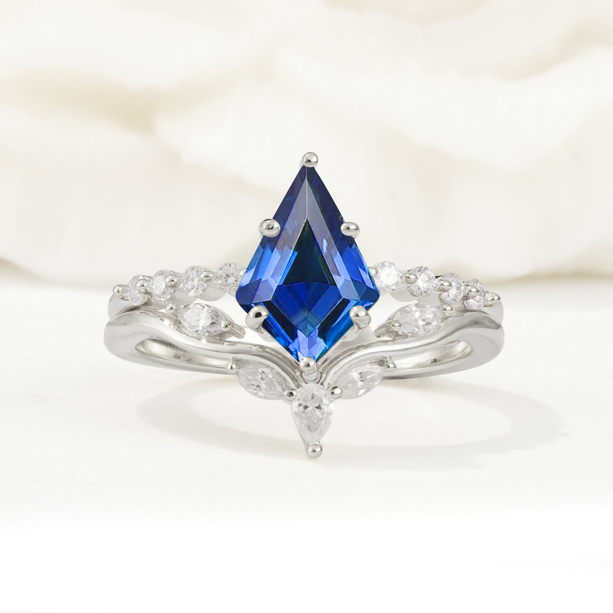 SR17094 Sapphire Ring - Additional view