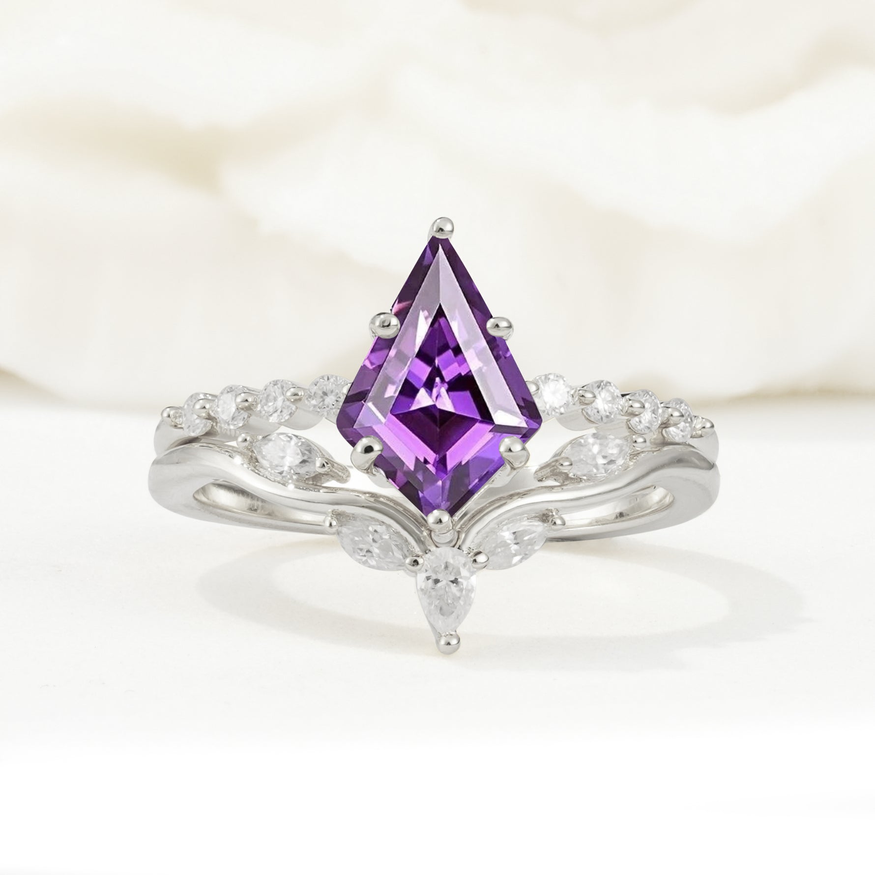 SR17094 Amethyst Ring - Additional view